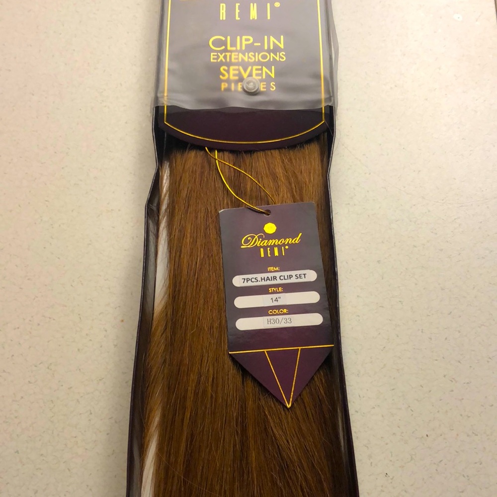 Brand new Real Remy hair clip In extensions